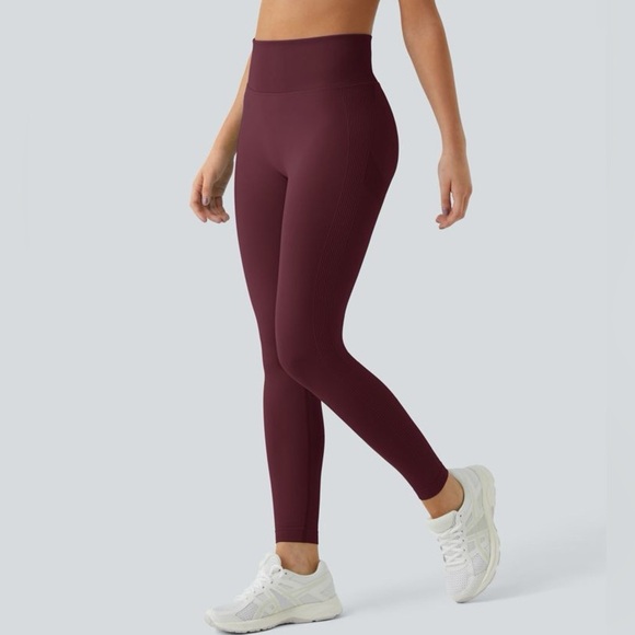 Halara Seamless Flow High Waisted Butt Lifting Leggings Size Small - Picture 2 of 7